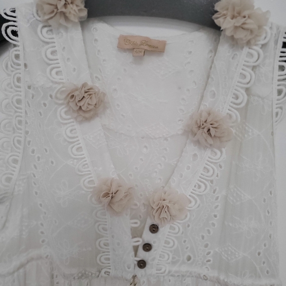 White High Low Dress with Ruffle Bottom Beach Cover Up - Picture 1 of 3